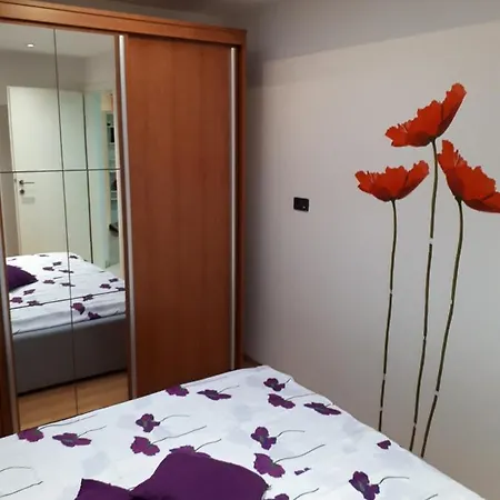 Maja Apartmán Koper